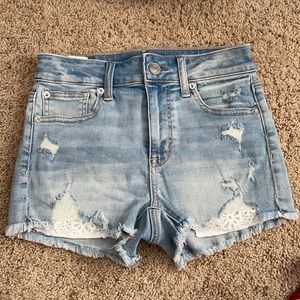 American eagle jean shorts that have barely been worn.